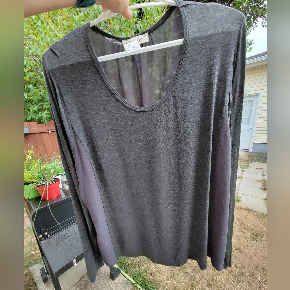 Zenana Outfitters Charcoal and Gray Blousesise Sizes 2X & 3X